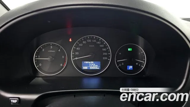 Hyundai Starex 2017 thumb 8