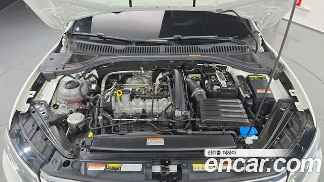 Volkswagen Jetta 2021 thumb 6