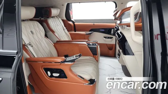 Kia Carnival 2022 thumb 11