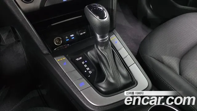 Hyundai Avante 2018 thumb 9