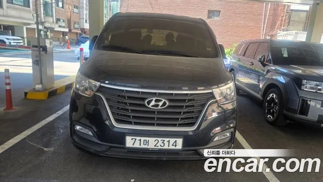 Hyundai Starex 2019 thumb 3