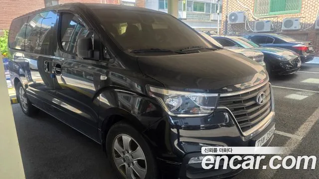 Hyundai Starex 2019 thumb 4