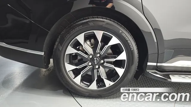 Kia Carnival 2020 thumb 5