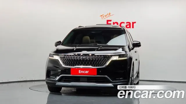 Kia Carnival 2021 thumb 3