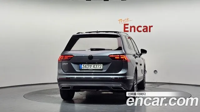 Volkswagen Tiguan 2020 thumb 4