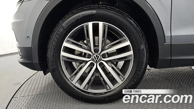 Volkswagen Tiguan 2020 thumb 5