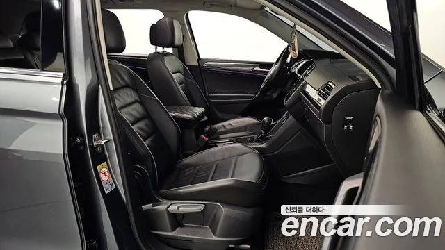 Volkswagen Tiguan 2020 thumb 11