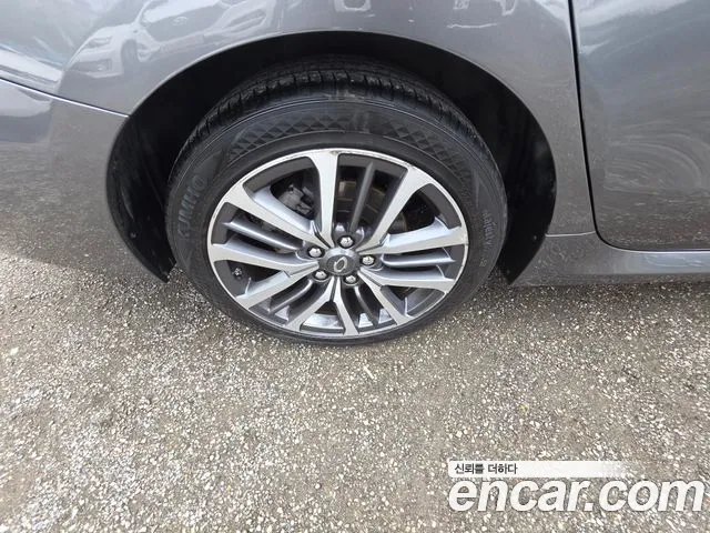 Renault-KoreaSamsung Latitude 2018 thumb 8