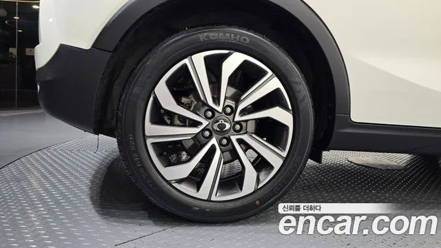 KG_Mobility_Ssangyong TIBOLI 2020 thumb 5