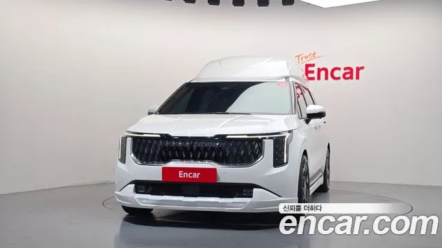 Kia Carnival 2024 thumb 3