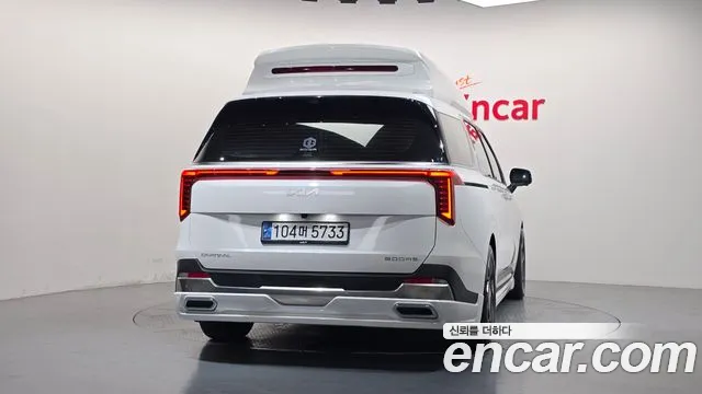Kia Carnival 2024 thumb 4