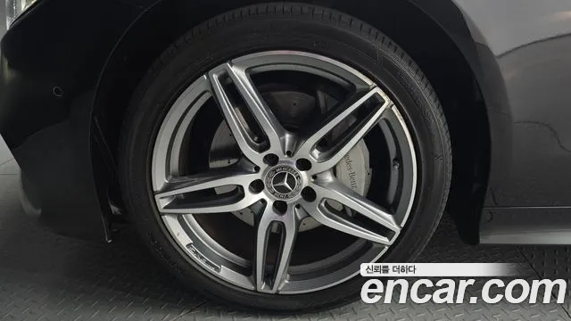 Mercedes-Benz E-Класс 2018 thumb 5