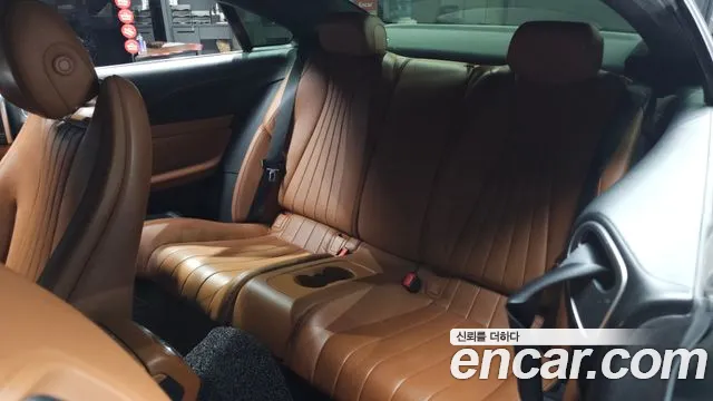 Mercedes-Benz E-Класс 2018 thumb 12