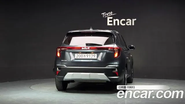 Kia Seltos 2024 thumb 4