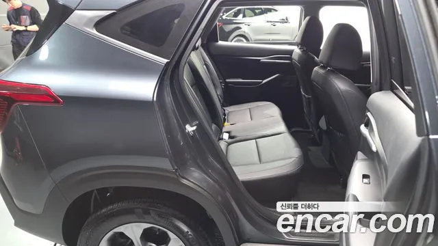 Kia Seltos 2024 thumb 11