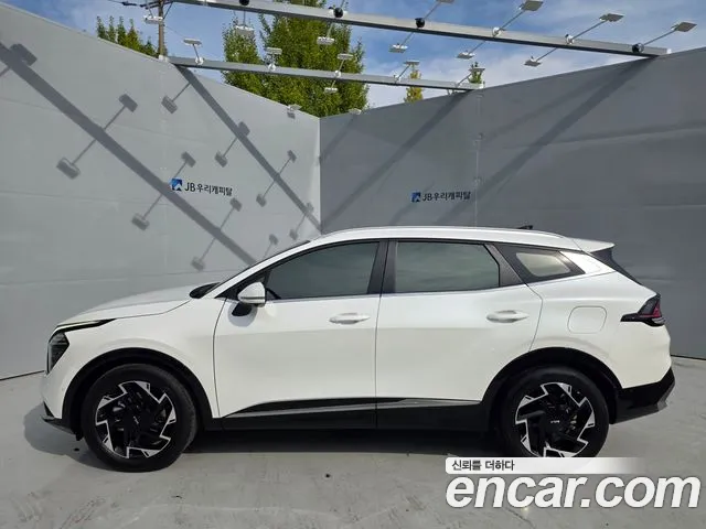 Kia Sportage 2023 thumb 4