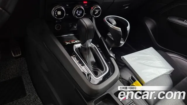 Renault-KoreaSamsung Arkana 2021 thumb 9