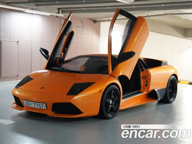 Lamborghini Murcielago 2006 thumb 11