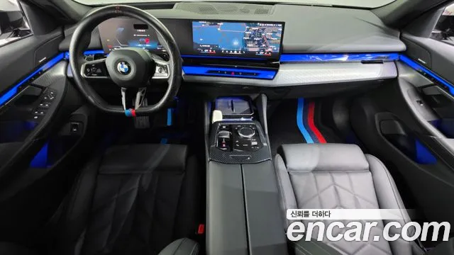 BMW 5-Series 2025 thumb 7