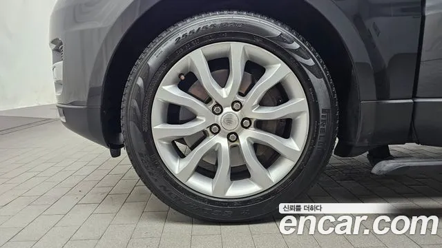 Land Rover Range Rover Sport 2013 thumb 5
