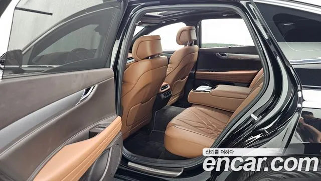 Genesis G80 2022 thumb 12