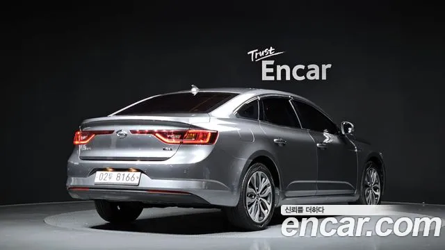 Renault-KoreaSamsung Megane 2017 thumb 2
