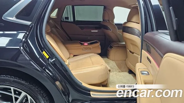 Genesis G90 2023 thumb 10