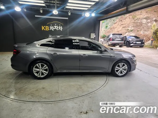 Renault-KoreaSamsung Megane 2016 thumb 8