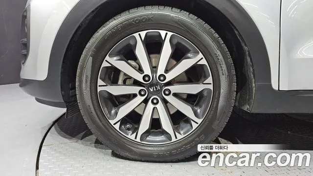 Kia Sportage 2018 thumb 5