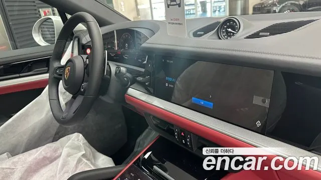 Porsche Cayenne 2024 thumb 9