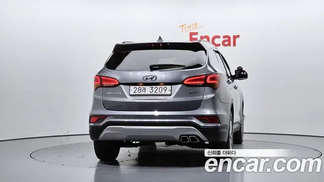 Hyundai Santa Fe 2015 thumb 3