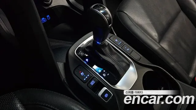Hyundai Santa Fe 2015 thumb 8