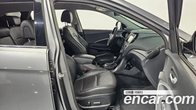 Hyundai Santa Fe 2015 thumb 10