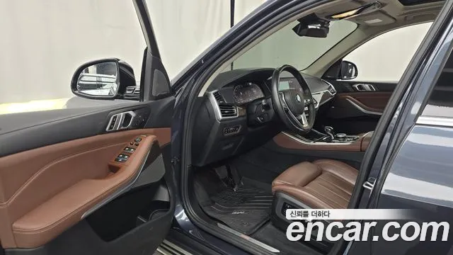 BMW X5 2020 thumb 10