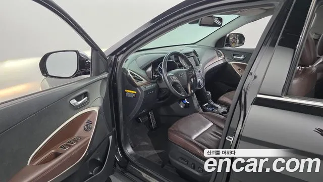 Hyundai Santa Fe 2016 thumb 10