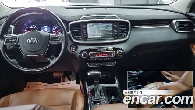 Kia Sorento 2018 thumb 5