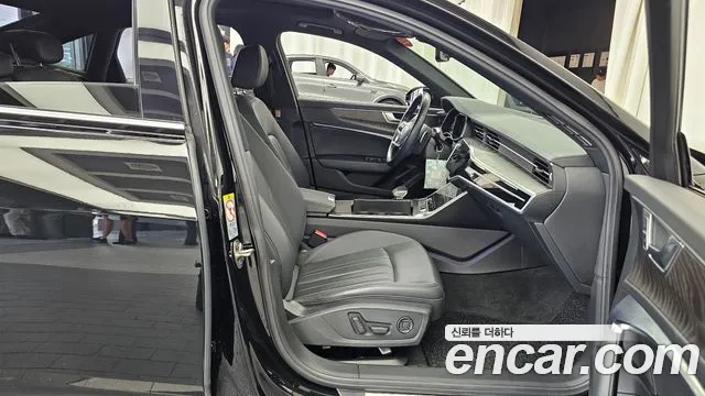 Audi A6 2021 thumb 11