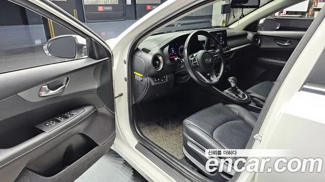 Kia K3 2019 thumb 10