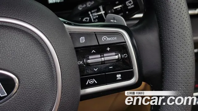 Kia Carnival 2021 thumb 12