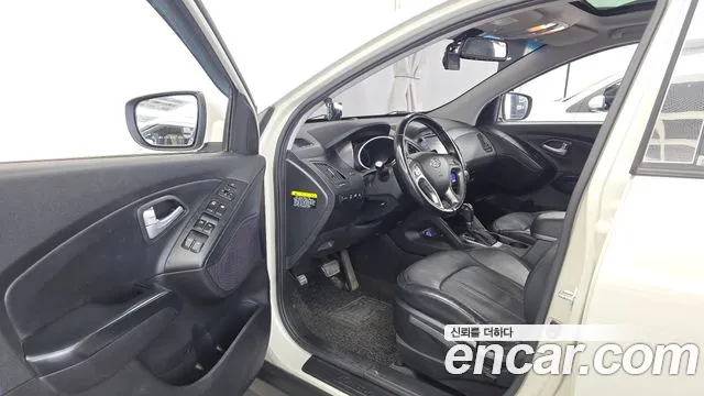 Hyundai Tucson 2013 thumb 10