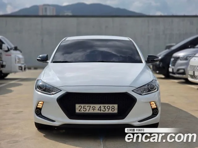 Hyundai Avante 2017 thumb 3