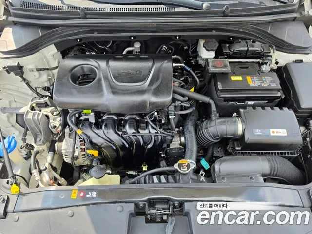 Hyundai Avante 2017 thumb 7