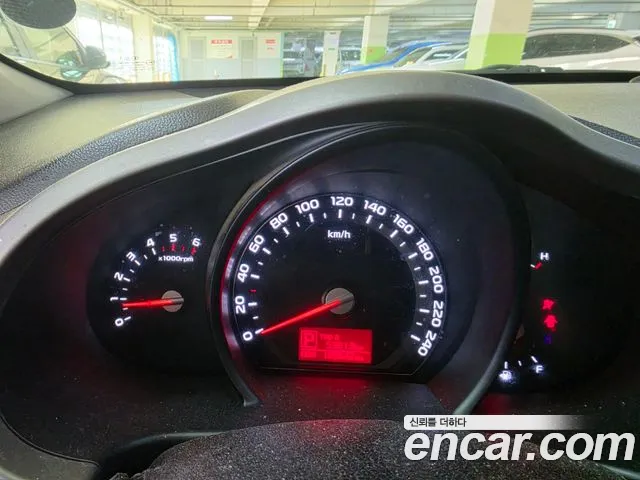 Kia Sportage 2013 thumb 8