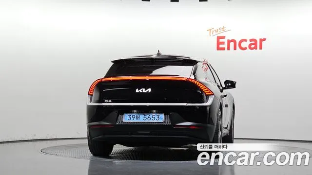 Kia EV6 2022 thumb 4