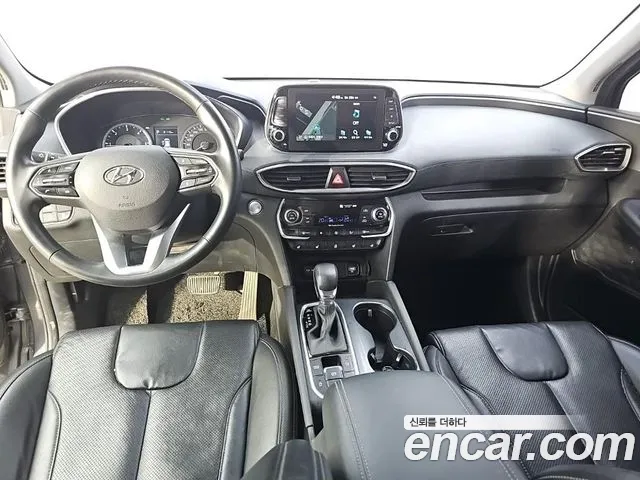 Hyundai Santa Fe 2018 thumb 5