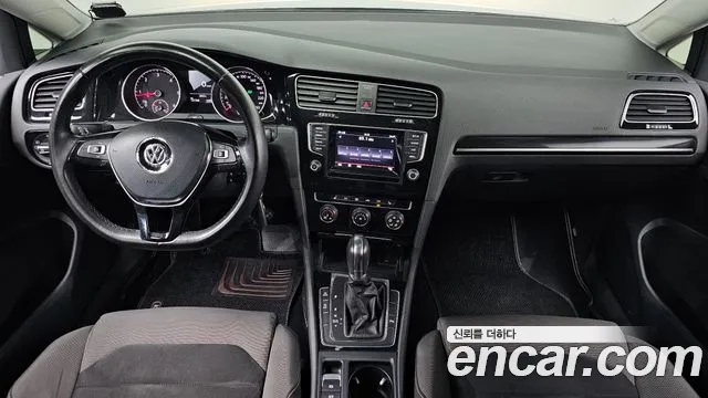 Volkswagen Golf Sportsvan 2013 thumb 6