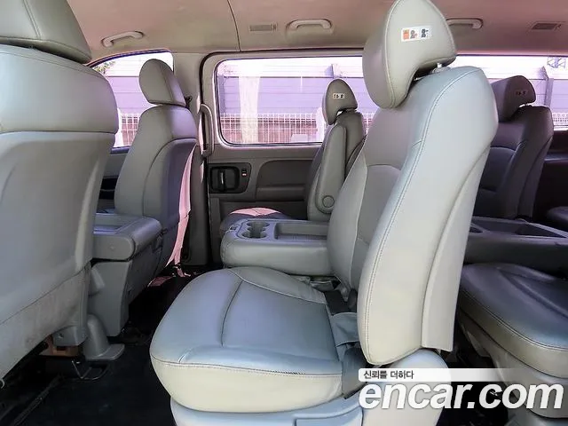 Hyundai Starex 2015 thumb 6