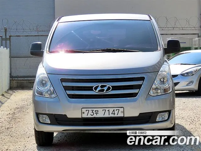 Hyundai Starex 2015 thumb 12