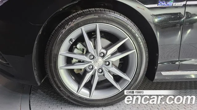 Hyundai Sonata 2015 thumb 5