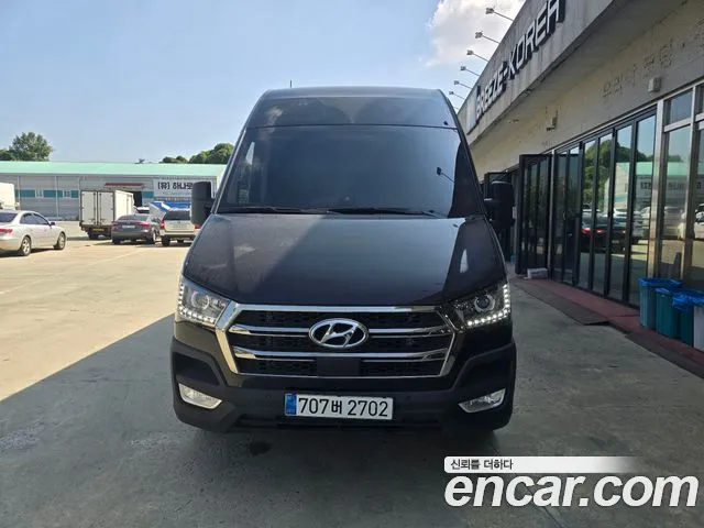 Hyundai Staria 2024 thumb 10